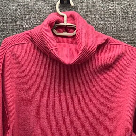 Free People Sweater XS Pink Oversized Structured Tunic Turtle Neck Warm Cozy - Picture 3 of 7